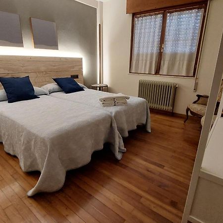 Villa Isabel 2 Llaves Arriondas Exteriör bild